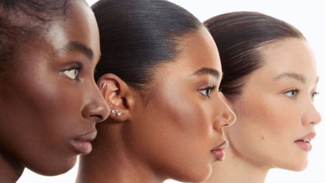 3 femmes de profils avec teinte différente, de profil avec une belle peau naturellement 