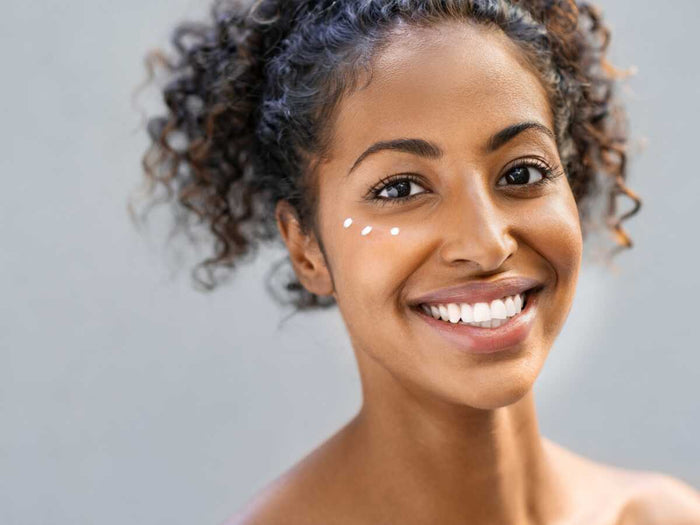 Nos conseils pour réparer le contour des yeux
